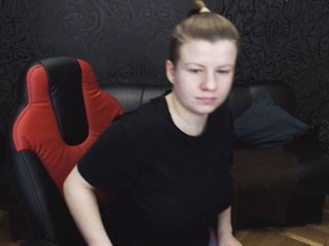 Трансляцияның скриншоттары SteelbladeXXX