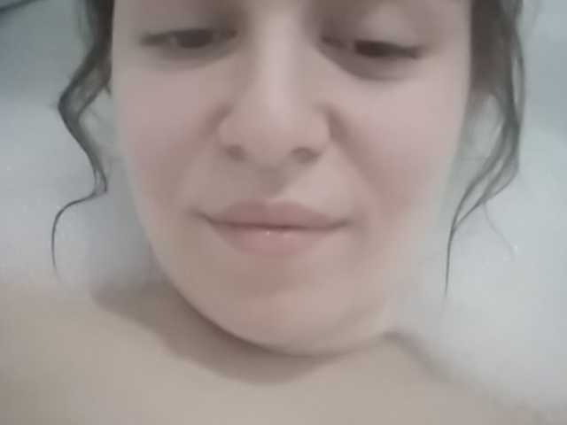 Трансляцияның скриншоттары daddyissues1