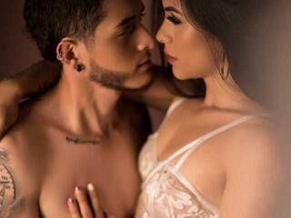 Эротикалық бейне чат Daphne-Simon