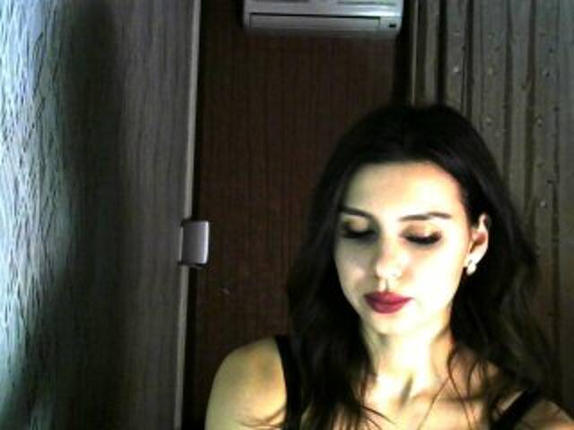 Трансляцияның скриншоттары dele696