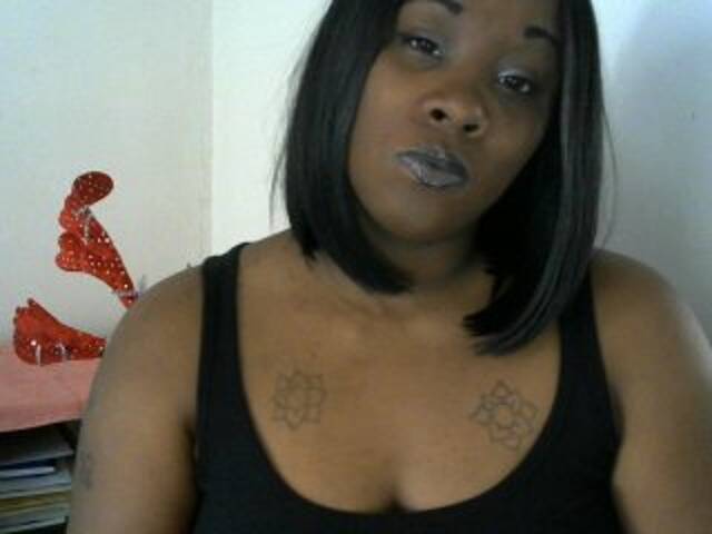 Трансляцияның скриншоттары DellaRoses34