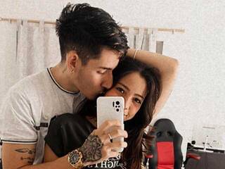 Эротикалық бейне чат Devilcumple66