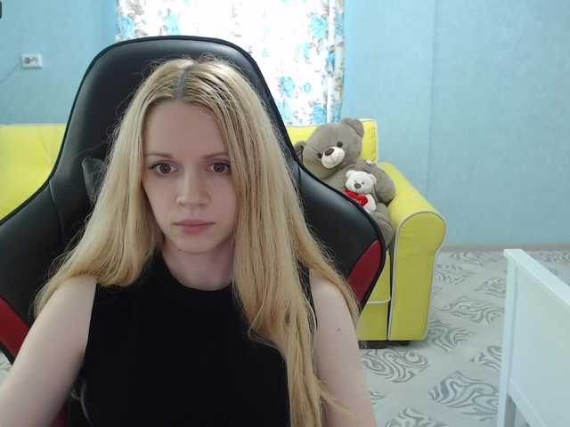 Трансляцияның скриншоттары Love_vikki