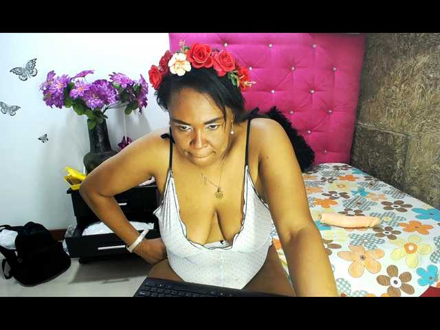 Трансляцияның скриншоттары devora-sexy1