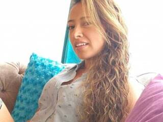 Эротикалық бейне чат devora-whats