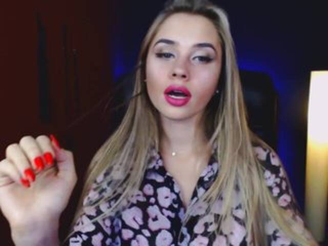 Трансляцияның скриншоттары DiamondDiva