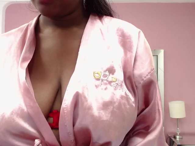 Трансляцияның скриншоттары DianeBecker