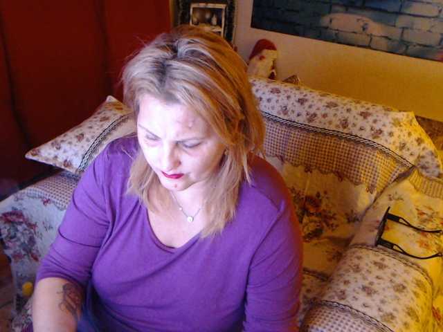 Трансляцияның скриншоттары Angel_Dm_Milf