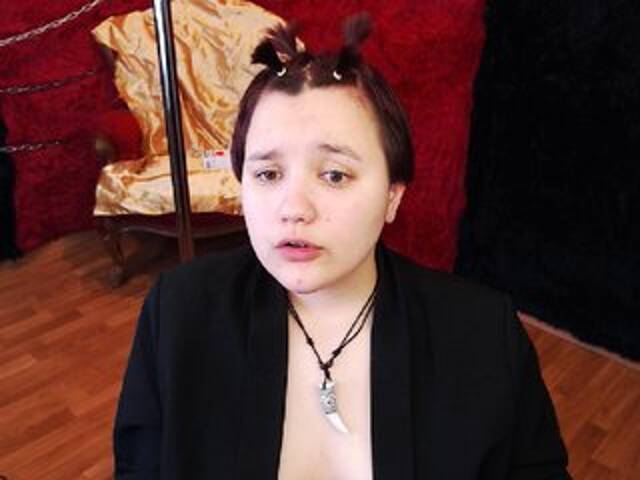 Трансляцияның скриншоттары DorisViet