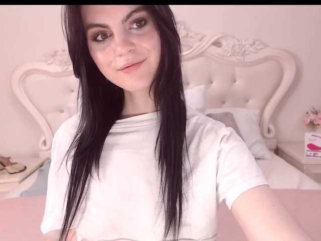 Трансляцияның скриншоттары EllenDream