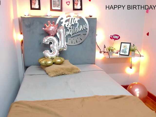 Трансляцияның скриншоттары emilly-h