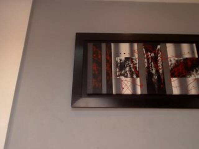 Трансляцияның скриншоттары EmmaBrite