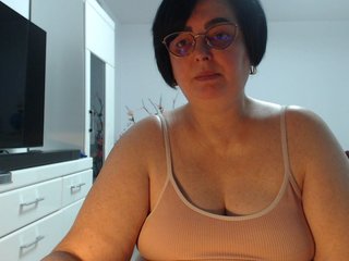 Эротикалық бейне чат Emyllywhite