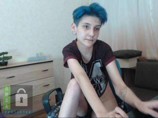 Трансляцияның скриншоттары ErikaLis