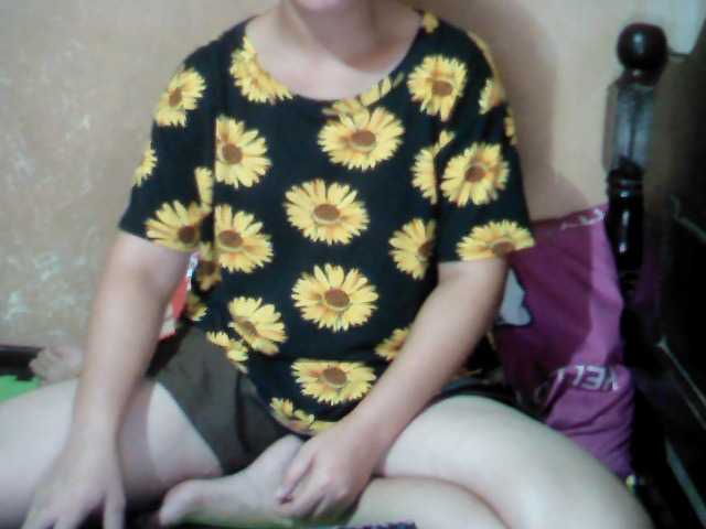 Трансляцияның скриншоттары extraHOTbabe