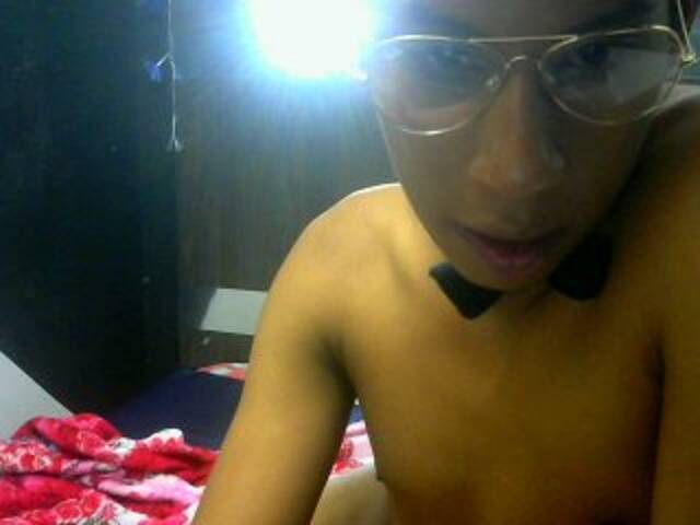 Трансляцияның скриншоттары Extrem-Hot