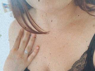 Эротикалық бейне чат Firebru