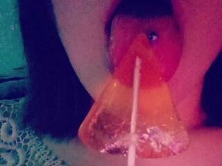 Эротикалық бейне чат FluffyJ