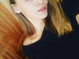 Эротикалық бейне чат Focus_on_me