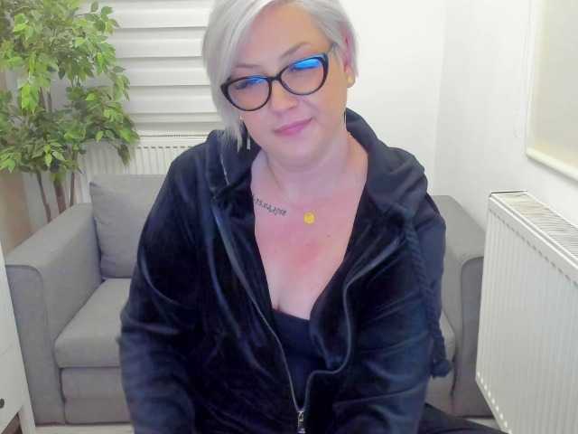 Трансляцияның скриншоттары Gabbiemonroe