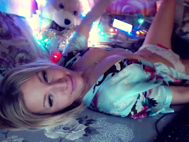 Трансляцияның скриншоттары mimi_