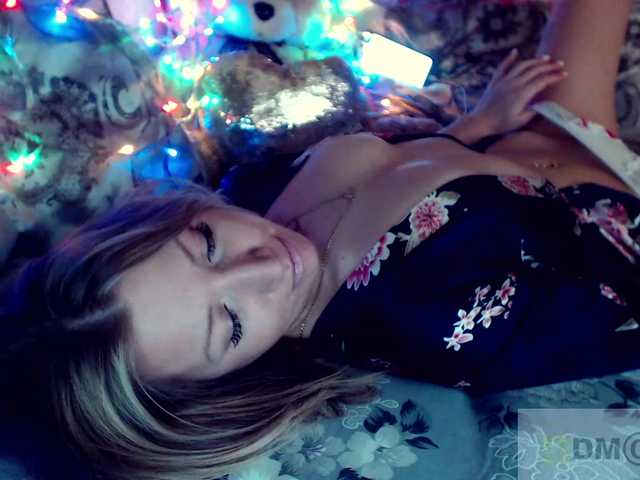 Трансляцияның скриншоттары mimi_