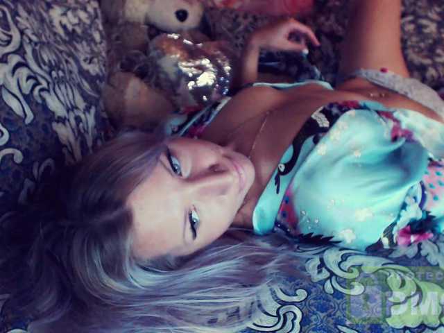 Трансляцияның скриншоттары mimi_