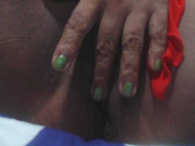 Трансляцияның скриншоттары gemmlicious