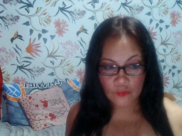 Трансляцияның скриншоттары gemmlicious