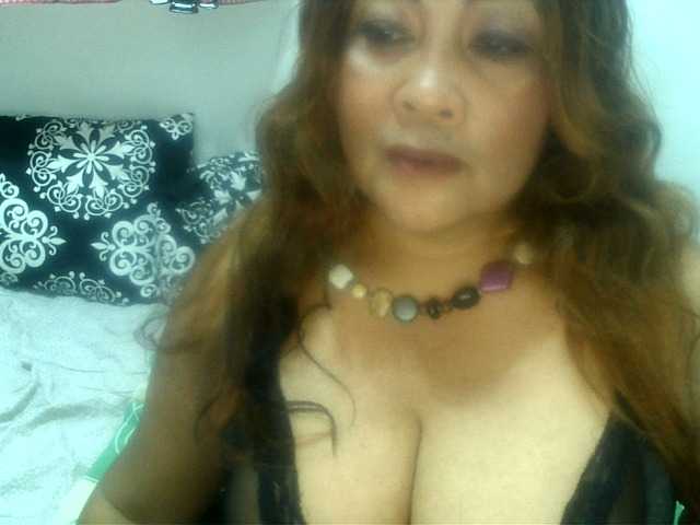 Трансляцияның скриншоттары gemmlicious