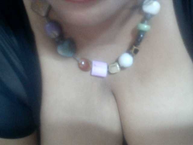 Трансляцияның скриншоттары gemmlicious