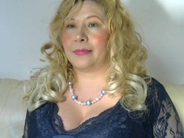 Трансляцияның скриншоттары fuckmyass_1