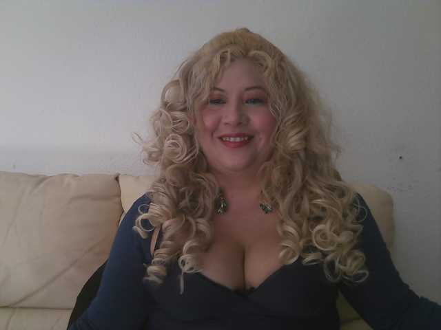 Трансляцияның скриншоттары fuckmyass_1