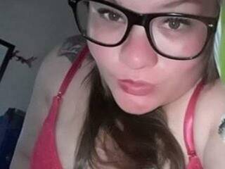 Эротикалық бейне чат giselhot24