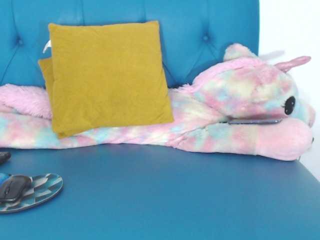 Трансляцияның скриншоттары gitana-boobs