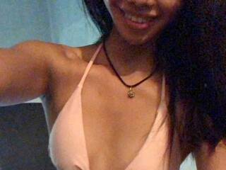 Эротикалық бейне чат Gorabills