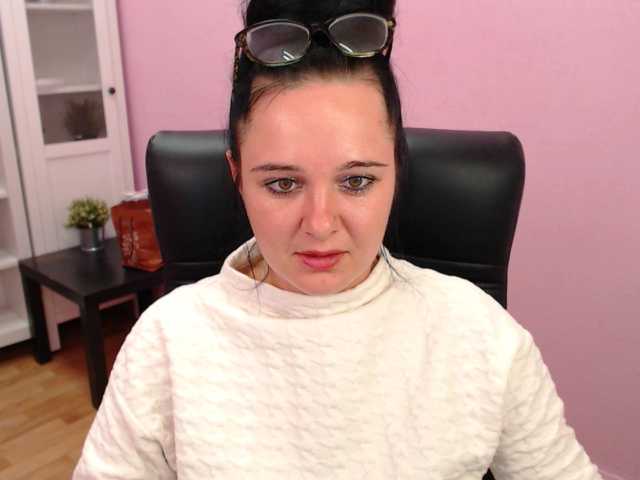 Трансляцияның скриншоттары GraceLee