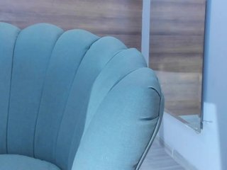 Эротикалық бейне чат GummyLuv