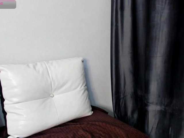 Трансляцияның скриншоттары Sakura-