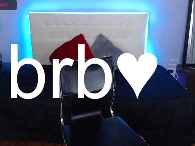 Трансляцияның скриншоттары Issa-queen