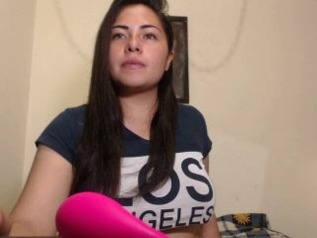 Трансляцияның скриншоттары IvetteNelson