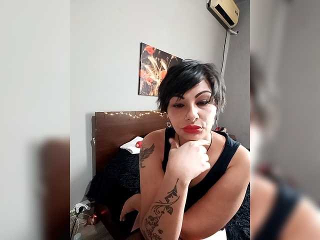 Трансляцияның скриншоттары Jade69