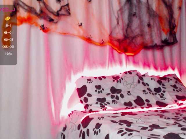 Трансляцияның скриншоттары JennaLanee