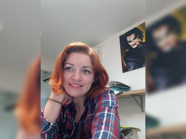 Трансляцияның скриншоттары Jennifferr