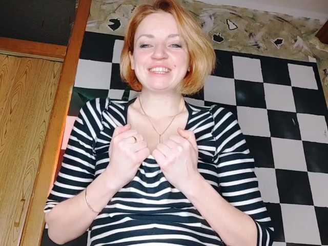 Трансляцияның скриншоттары Jennifferr