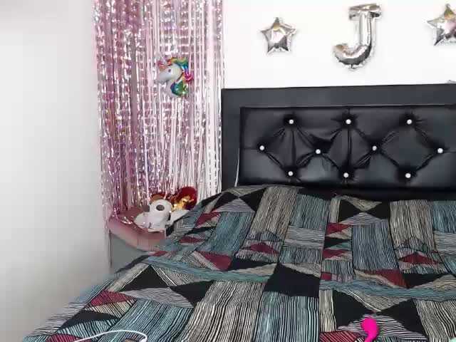 Трансляцияның скриншоттары Jessyllyn