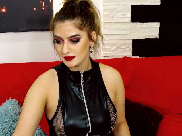 Трансляцияның скриншоттары KarinaSummerX