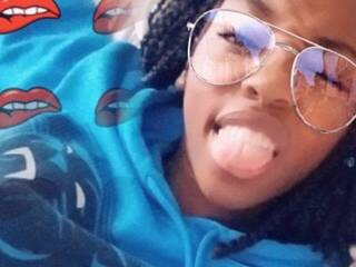 Эротикалық бейне чат KarlaRssii69