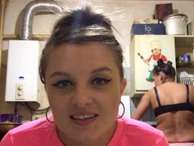 Трансляцияның скриншоттары SEX-THREESOME