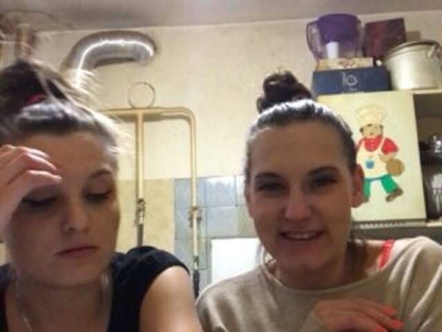 Трансляцияның скриншоттары SEX-THREESOME